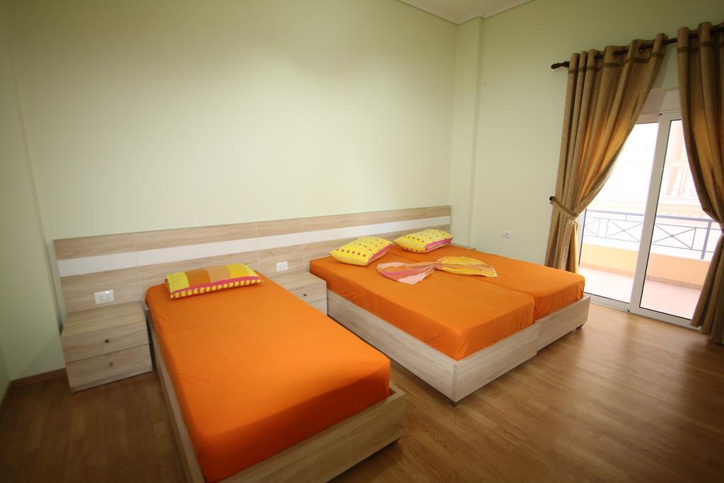 Apartment Eclipse Sarande Bagian luar foto