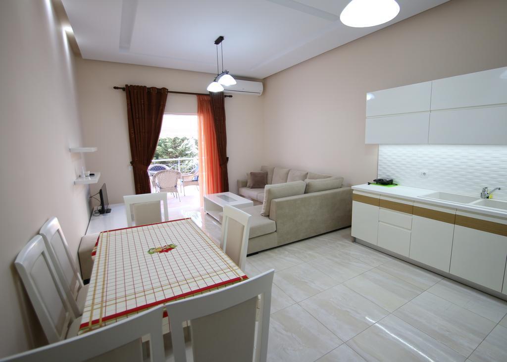 Apartment Eclipse Sarande Bagian luar foto
