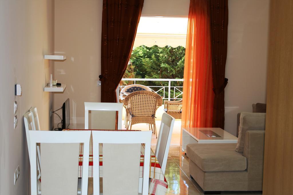 Apartment Eclipse Sarande Bagian luar foto